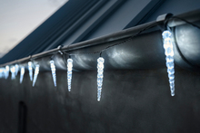 Ljusslinga m/istappar 60 LED 14,75 m Stemning